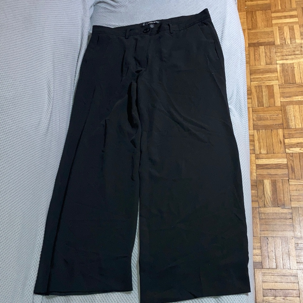 Classic Black Wide-Leg Dress Pants